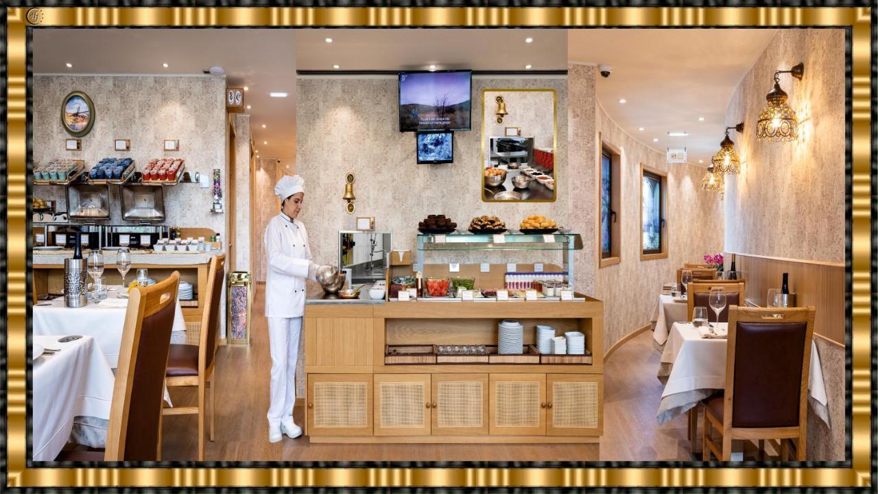 Hotel Jaguar Oporto - Airport To Hotel And City Center And Vice-Versa Is A Free And Continuous Shuttle Service From 7Am To 8Pm Екстер'єр фото